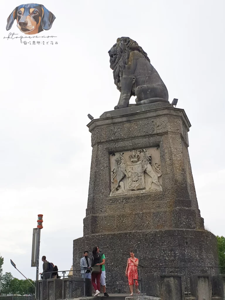 06 林道 燈塔與巴伐利亞獅子雕像 Lighthouse and Bavarian Lion Sculpture 20190609 175652